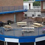 Empress Inn And Suites By The Falls