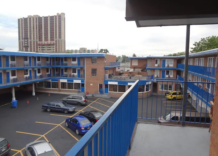 Empress Inn And Suites By The Falls