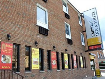 Hotel Empress And By The Falls 3*
