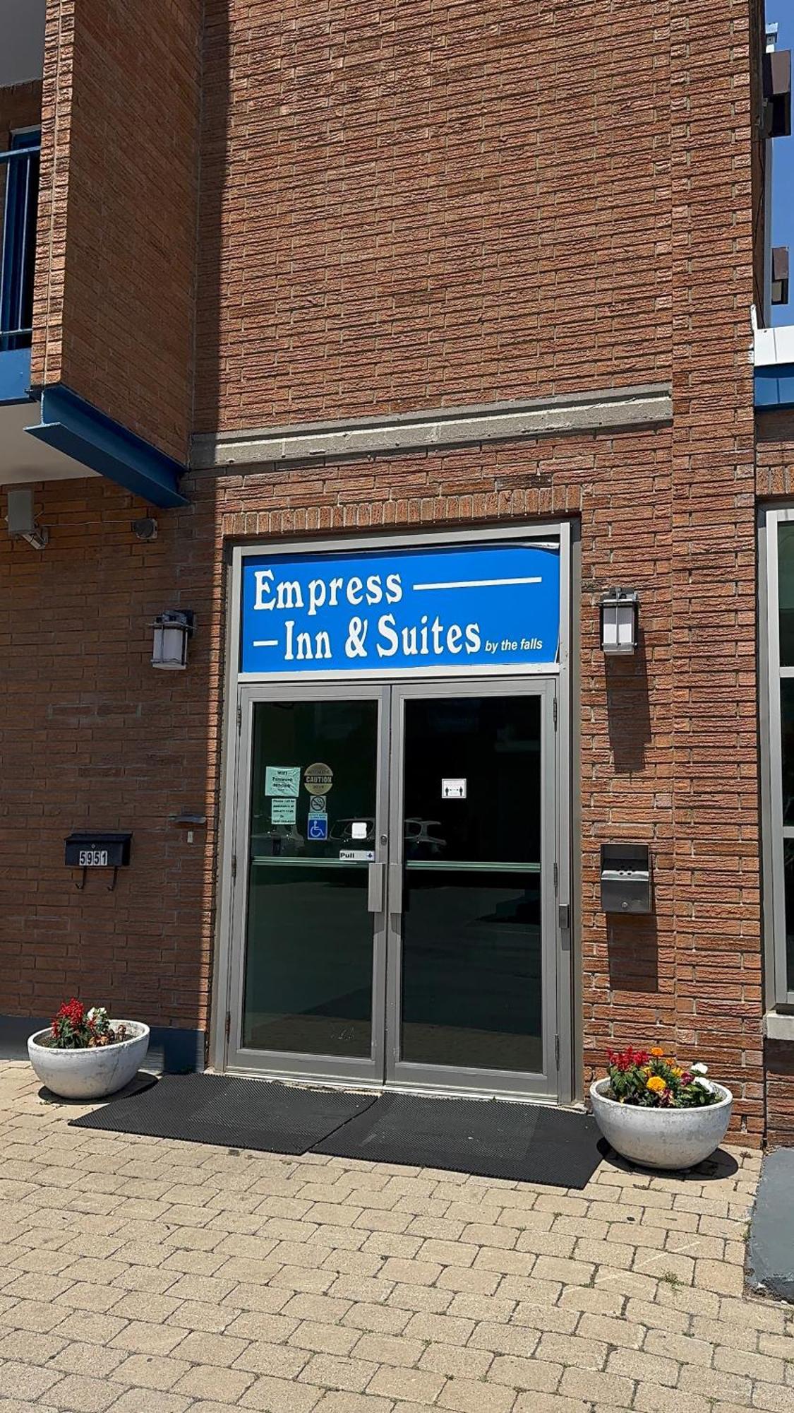 Hotel Empress And By The Falls Niagara Falls