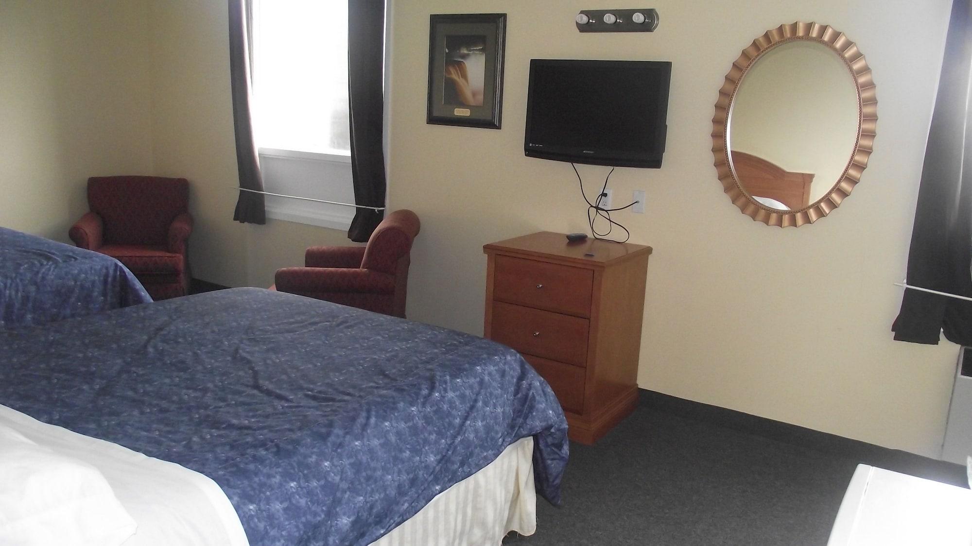 Hotel Empress And By The Falls 3*