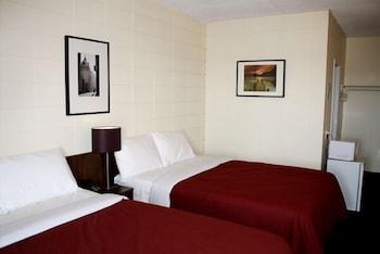 Empress And By The Falls Hotel 3*